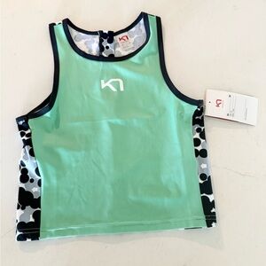 NWT KARI TRAA JANNI TOP PEAR CROP HALF ZIP WORKOUT TANK M